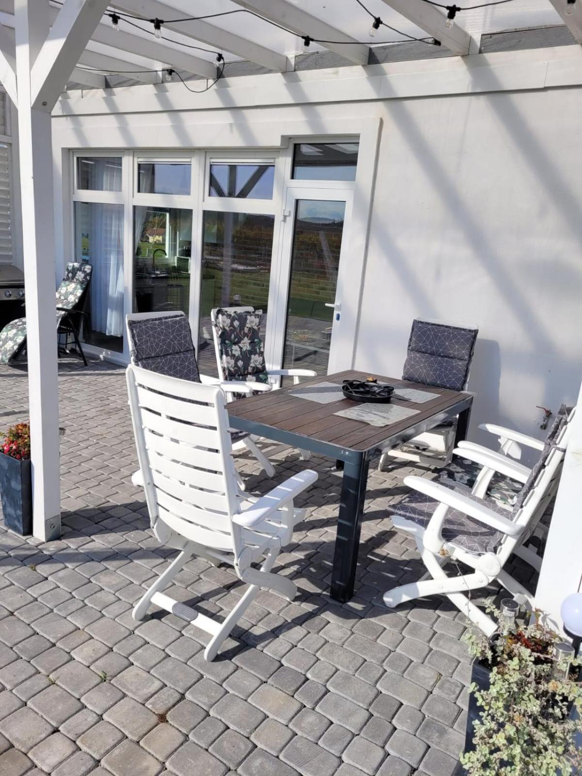 Domek Na Pagorku Lwowek Slaski Exteriör bild